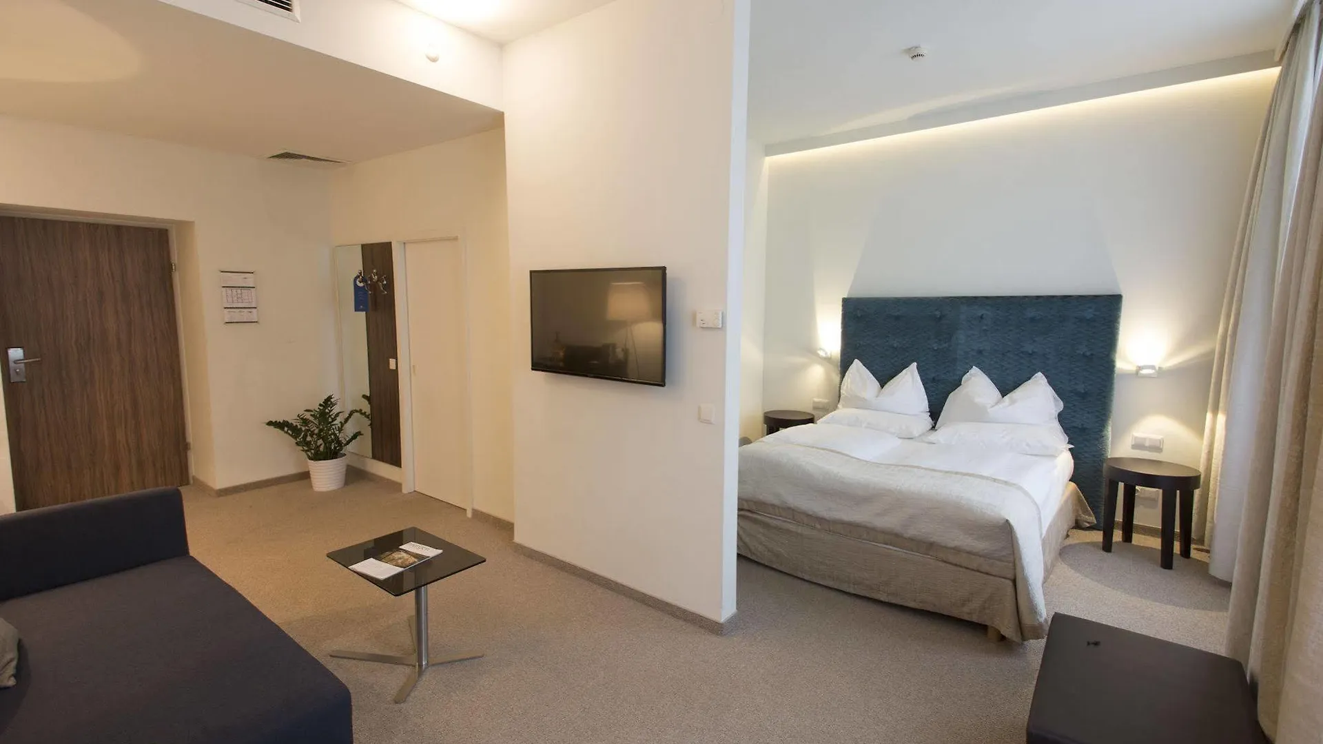 Starlight Suiten Hotel Renngasse Vienna 4*,  Austria