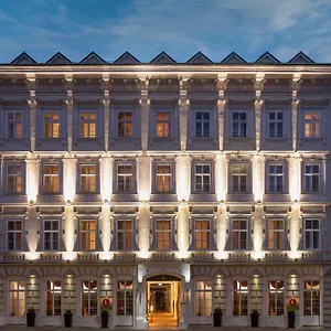 The Levante Rathaus Aparthotel