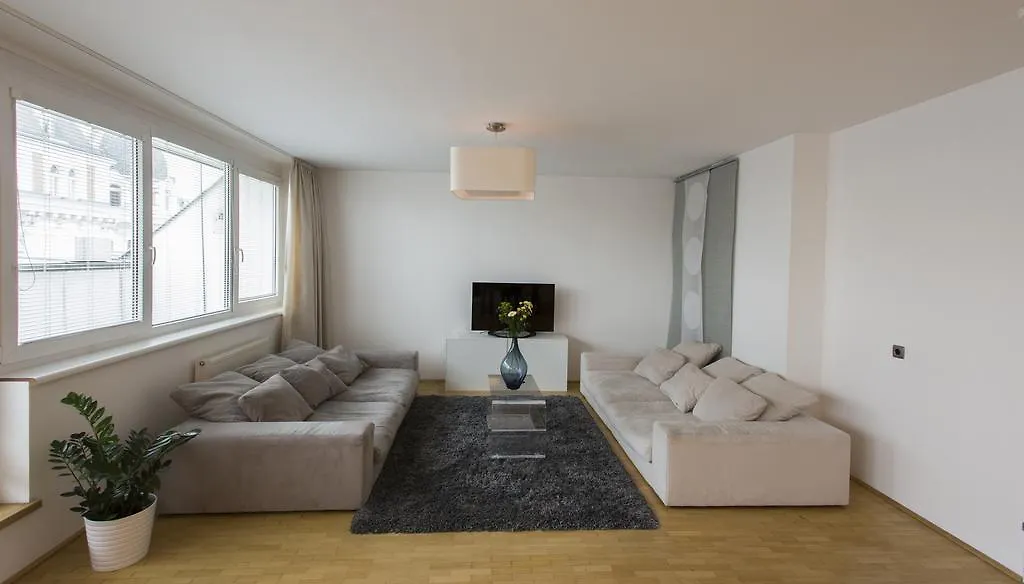 Hotel apartamentowy Starlight Suiten Hotel Renngasse Wiedeń
